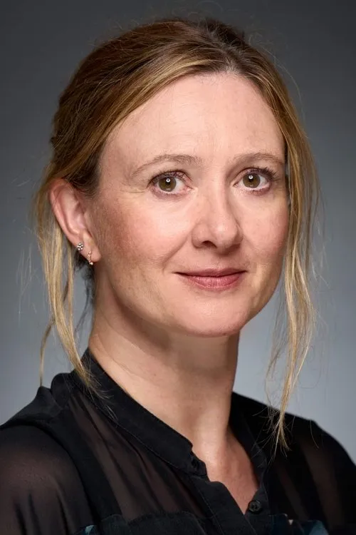 Morven Christie ha trabajado con Frances Grey en 1 ocasiones