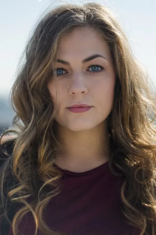 Frances Lefebure — personaje: Lisa