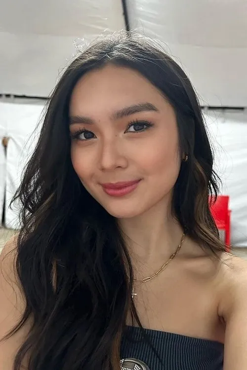 Francine Diaz — personaje: Karen