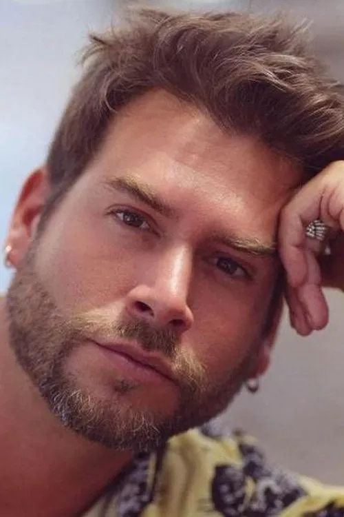 Francisco Côrte-Real en su biografía y filmografía