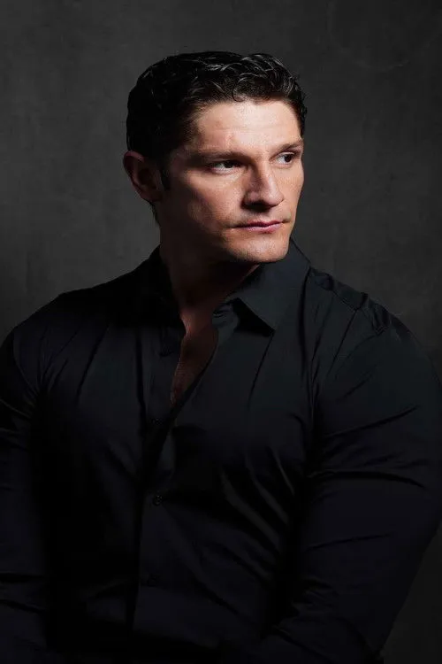 Foto de perfil del actor Francisco Pizaña en el reparto