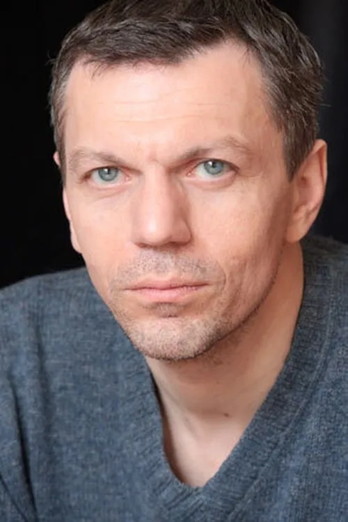 Jean-François Regazzi ha trabajado con François Hatt en 1 ocasiones