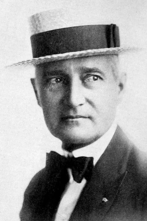 Joe Wallace ha trabajado con Frank Beal en 1 ocasiones