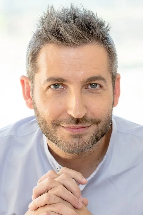 Frank Blanco — personaje: Presentador