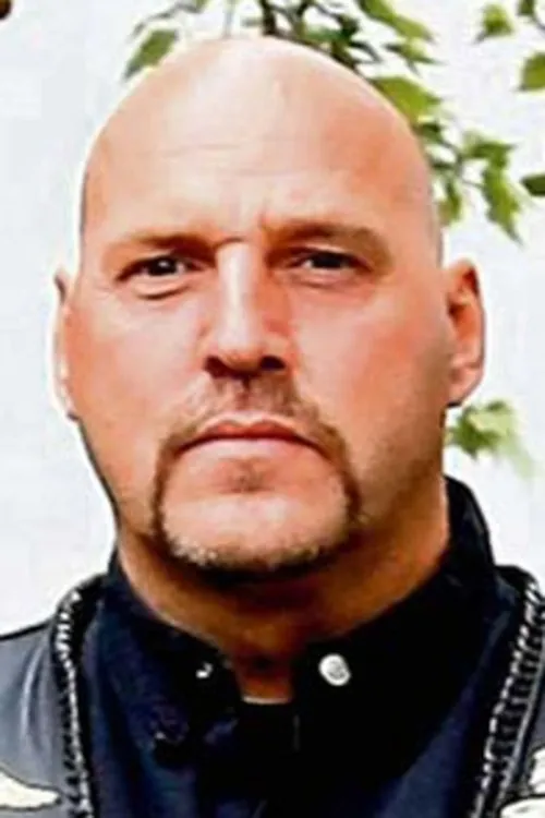 Andreas Kühn ha trabajado con Frank Hanebuth en 1 ocasiones