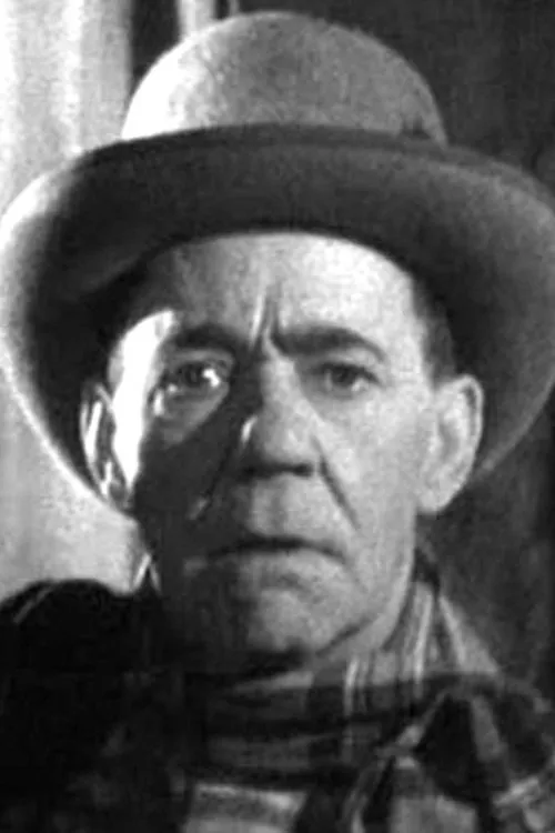 Frank Terry interpretando a as Safecracker (as Walter Plinge)