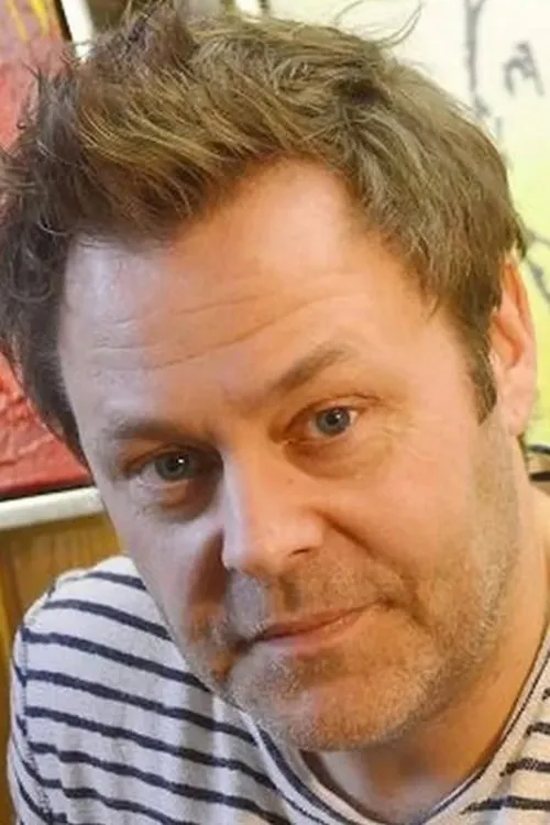 Frank Thiel interpretando a Kristian