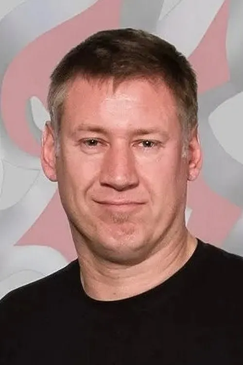 Frank Thorwarth interpretando a Self - Bass