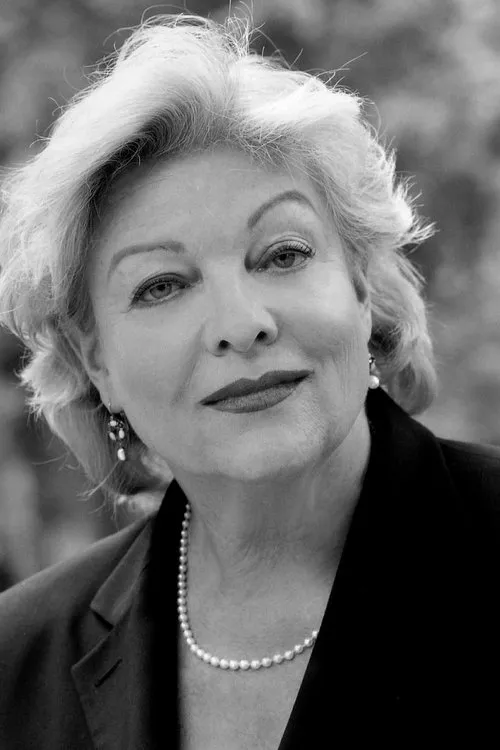 Franziska Bronnen interpretando a Iris