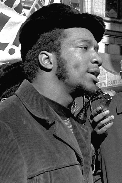 Fred Hampton interpretando a Self (archive footage)