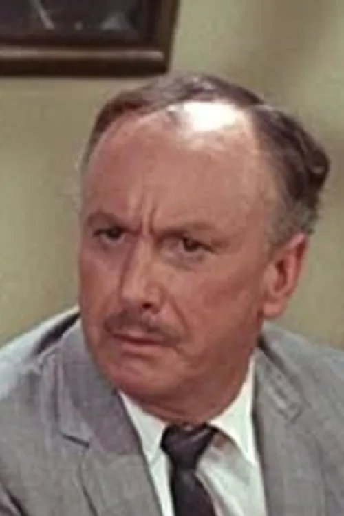 Sheldon Collins ha trabajado con Frederic Downs en 1 ocasiones