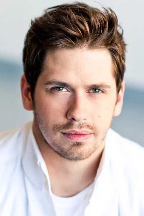 Frédérik Zacharek interpretando a 