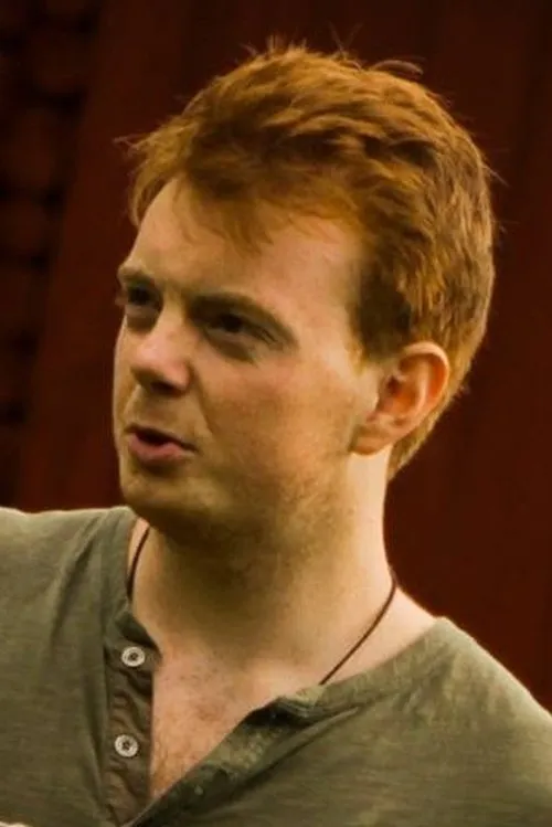 Fredrik Stengaard Paasche interpretando a Bulle