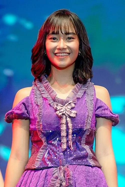 Adzana Shaliha ha trabajado con Freya Jayawardana en 1 ocasiones