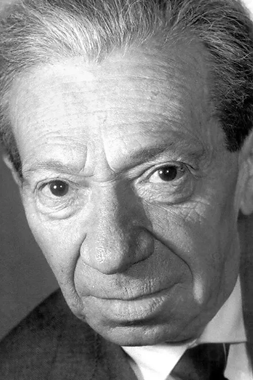 Friedrich Hollaender interpretando a Vorsitzender der „Weißen Weste“