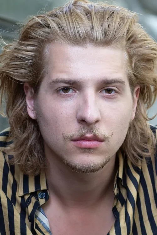 Miklós Kapácsy ha trabajado con Fröhlich Kristóf en 1 ocasiones