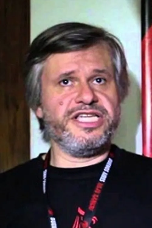 Gabriel Schipani interpretando a Self