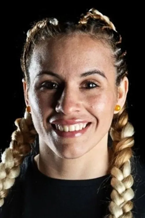 Gabriela Alaniz interpretando a Self