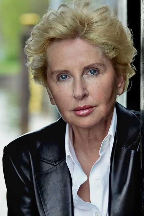 Gabriele Metzger — personaje: Charlie Schneider