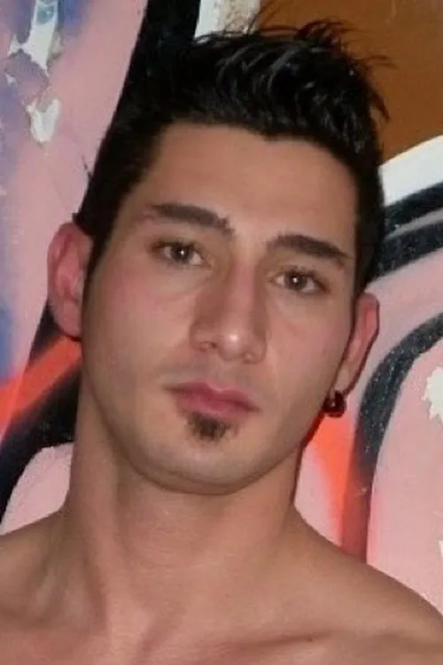 Mike Tiger ha trabajado con Gael Goceva en 1 ocasiones