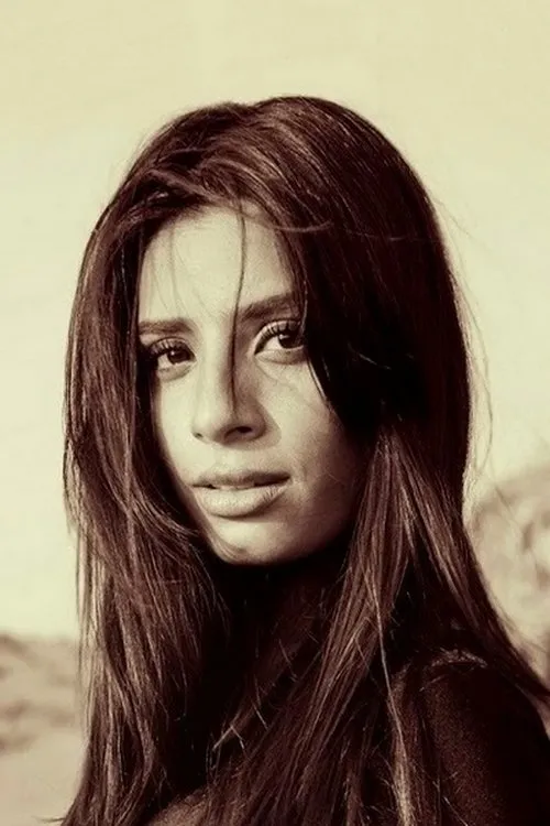 Gaelyn Mendonca — personaje: Host