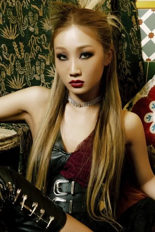 Gaga en su biografía y filmografía