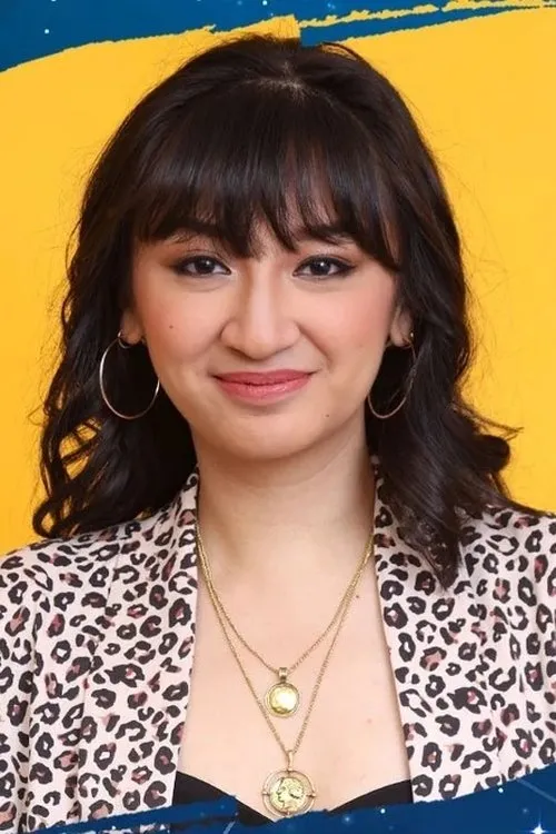 Gail Banawis interpretando a Fin