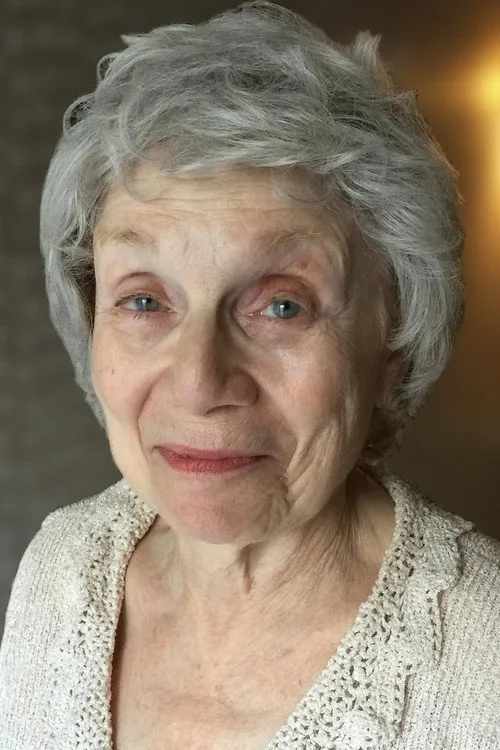 Mary B. McCann ha trabajado con Gail Silver en 2 ocasiones
