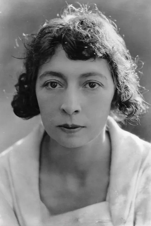 Gale Henry interpretando a Sherlock's Wife