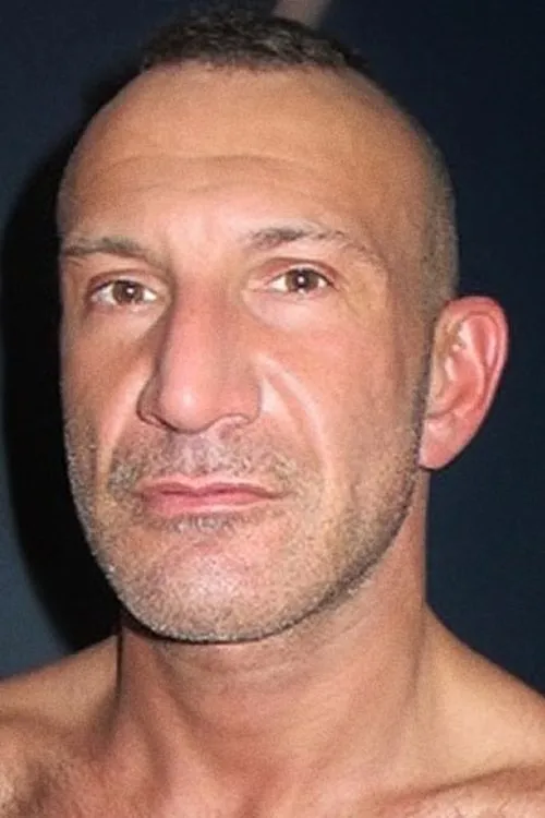 Gangsta-Pussy ha trabajado con Gallo Vento en 1 ocasiones