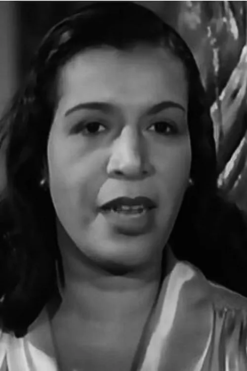 Gamalat Zayed interpretando a