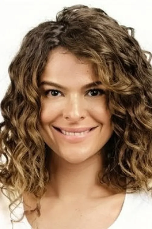 Gamze Topuz interpretando a Aysel