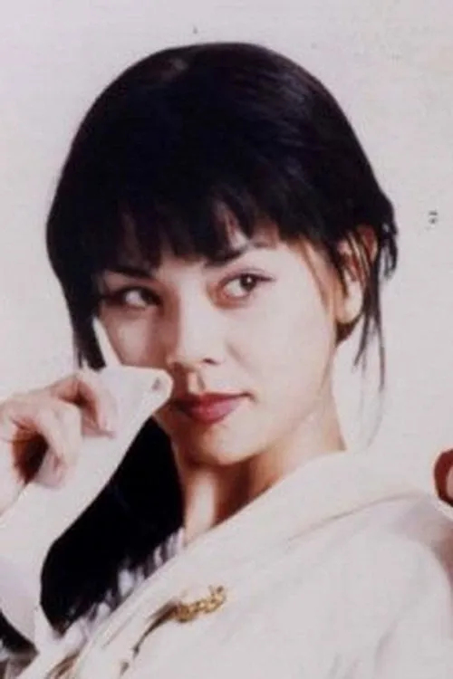 ??? ha trabajado con 강리나 en 1 ocasiones