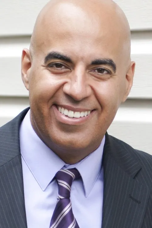 Garry S. Mailloux en su biografía y filmografía