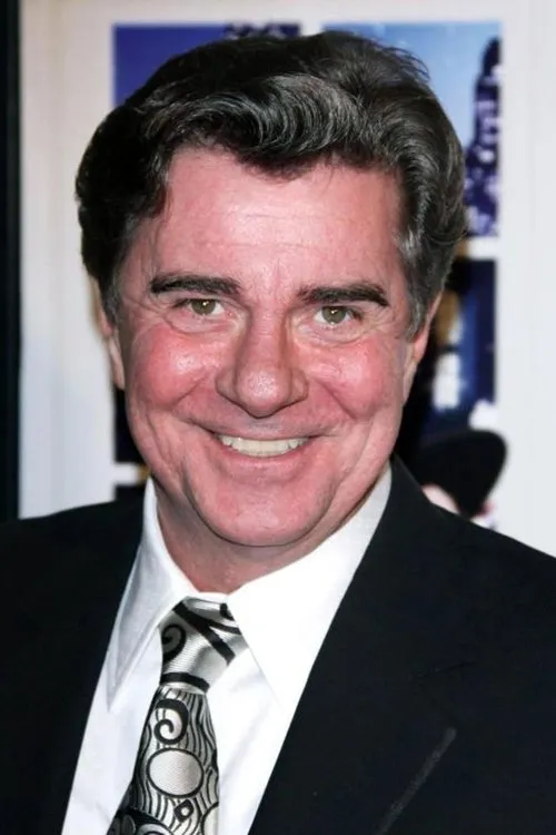 Gary Beach interpretando a Car Salesman