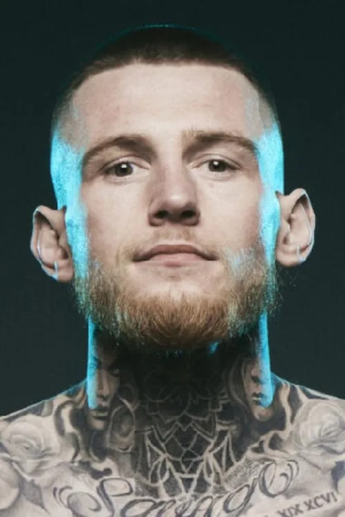 Gary Cully interpretando a Self