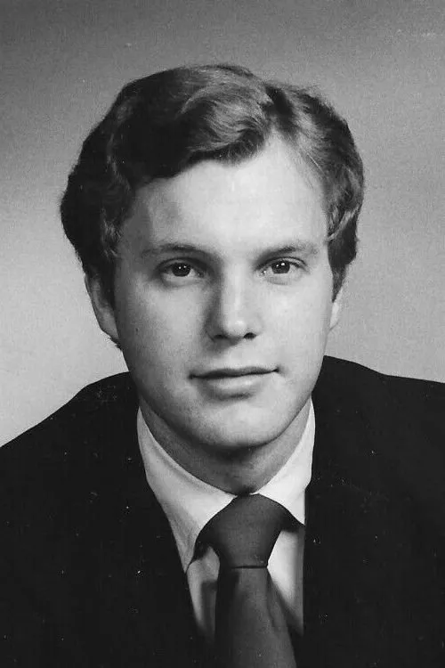 Gary Frank interpretando a Jeff Reed