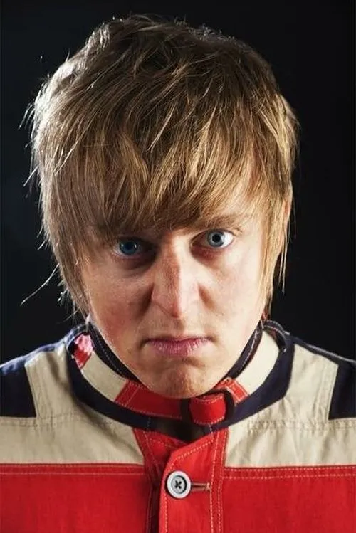 Gavin Watkins interpretando a Flash Morgan Webster