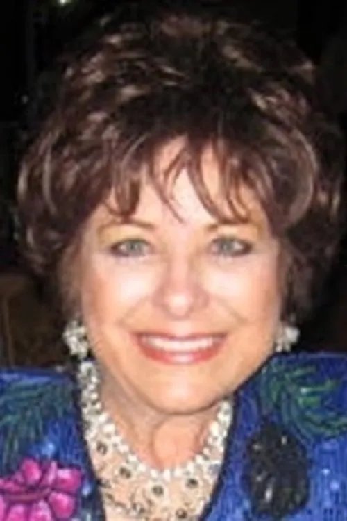 Julie McWhirter ha trabajado con Gay Autterson en 1 ocasiones