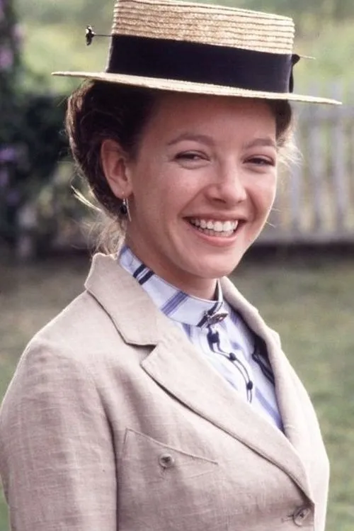 Gema Zamprogna interpretando a Amanda Simmons