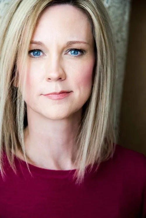 Gena West interpretando a Debra Wilson