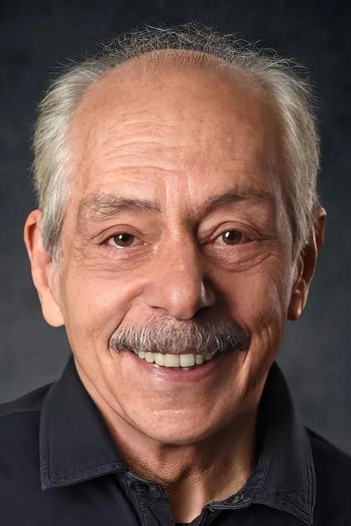 Suavi ha trabajado con Genco Erkal en 1 ocasiones