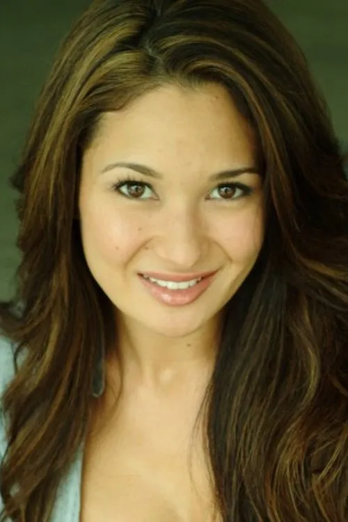 Selena Sylva ha trabajado con Genevieve Guzchack en 1 ocasiones