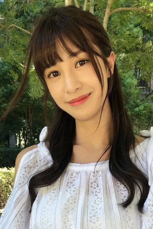 Genie Chen — personaje: Qiao Ruo Lin