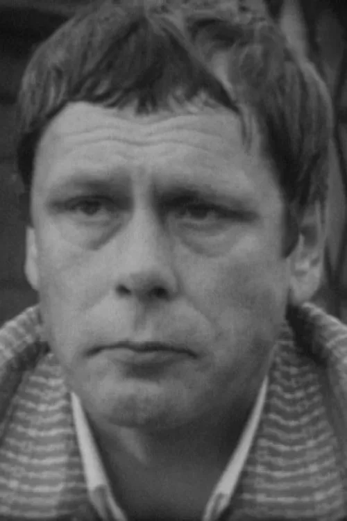 Gennadi Beglov interpretando a Odinokov