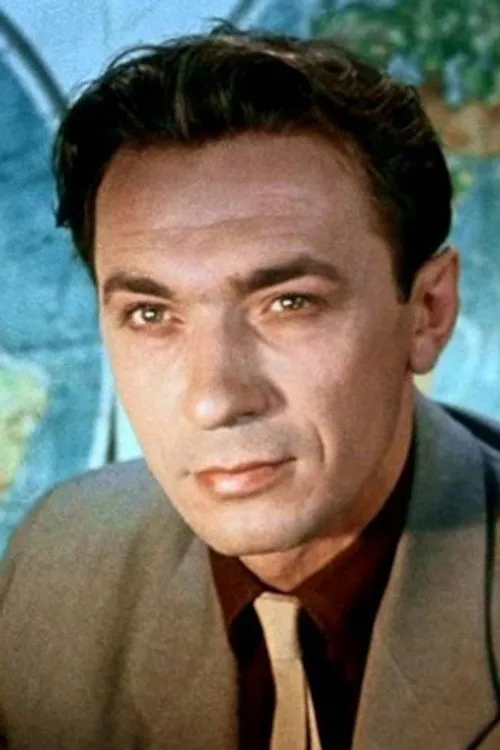 ??????? ??????????? ha trabajado con Gennadi Karnovich-Valua en 1 ocasiones