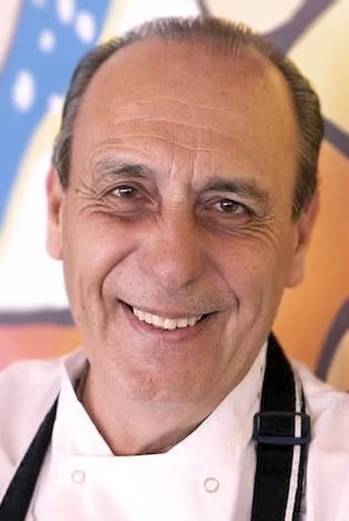 Gennaro Contaldo — personaje: Self