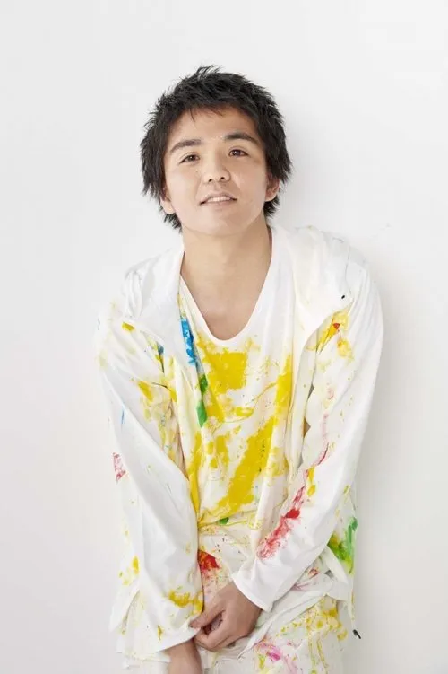 Genta Wakabayashi interpretando a