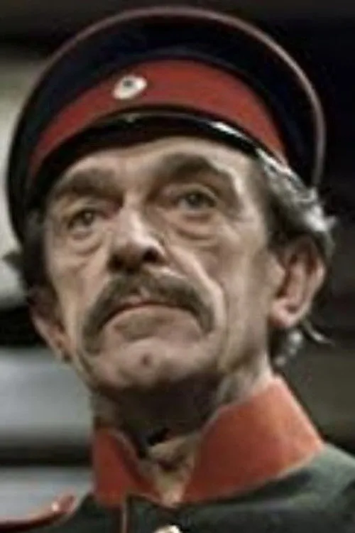 Foto de perfil del actor Georg Blädel en el reparto