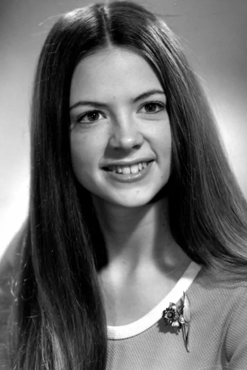 Lynda Ann Healy ha trabajado con Georgann Hawkins en 1 ocasiones